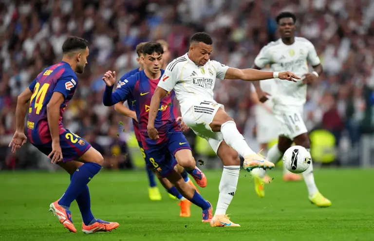 klasemen Barcelona vs Real Madrid