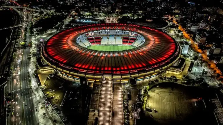 stadion terbesar piala dunia